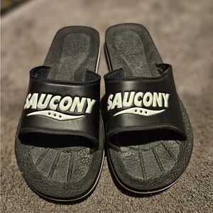 Saucony Black Slide Sandals with Logo